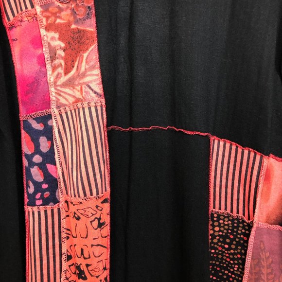 Fresh Groove Long Sleeve Long V-Neck Pieced Top - Picture 5 of 6